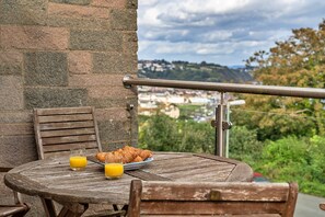 Cottage | Balcony - Cottage in Coastal Town of Shaldon (Teignmouth)