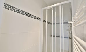 Apartment | Bathroom
