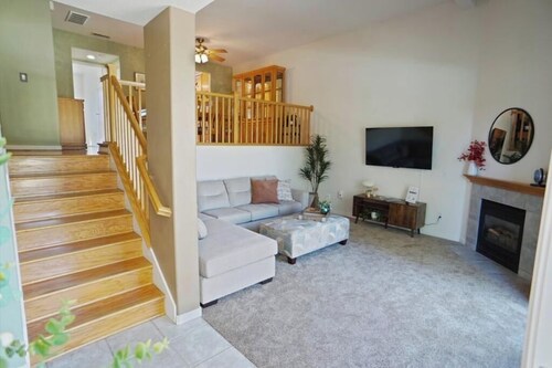 All Included & All Furnished 2 bed 2 bath Condo Ready to Move in!