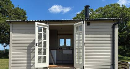 Shepherds Hut 2