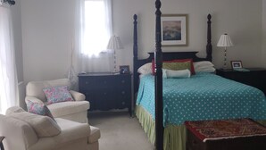 Unclassified image, 4 of 19, button - Fantastic Ocean  home with WiFi in Bar Harbor bordering Arcadia National Park (Bar Harbor)