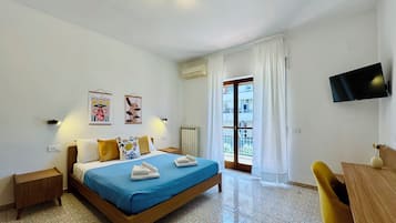 Apartamento, 3 quartos, sacada, vista para a cidade | 3 quartos, Wi-Fi de cortesia, roupa de cama
