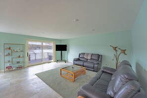 スマートテレビ、暖炉、テレビゲーム