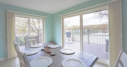 Beautiful 3-bedroom lake house with hot-tub, AC, WiFi in Hart, 8 mi from Dunes