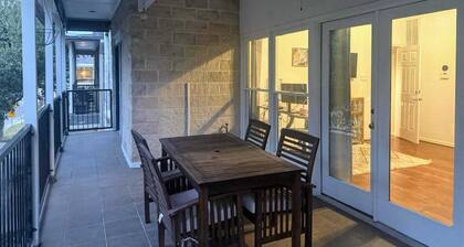 Luxe Escape South of Highland Park!