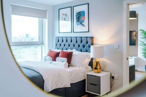 2 bedrooms, iron/ironing board, travel cot, WiFi