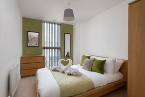 2 Schlafzimmer, Bügeleisen/Bügelbrett, Internetzugang, Bettwäsche