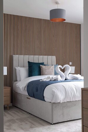 1 chambre, fer et planche à repasser, accès Internet, draps fournis