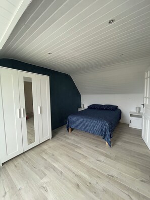 3 habitaciones, wifi gratis y ropa de cama
