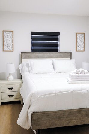 4 bedrooms, iron/ironing board, WiFi, wheelchair access