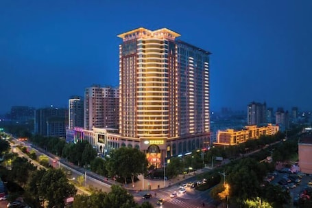 Exterior. Jinan Zhangqiu Inzone Garland Hotel