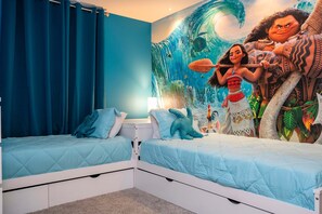 House | 4 bedrooms - Family Fun Moana Mario Harry Potter Stay (Kissimmee)