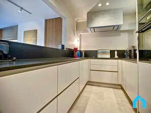 Apartment | Private kitchen - Apartment With sea Views in Knokke Heist (Knokke-Heist)