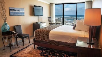 1 bedroom, individually decorated, iron/ironing board, free WiFi