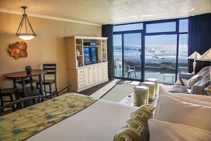 Individuell dekoriert, Bügeleisen/Bügelbrett, kostenloses WLAN