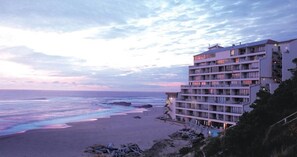 On the beach - Inn at Spanish Head (Lincoln City)