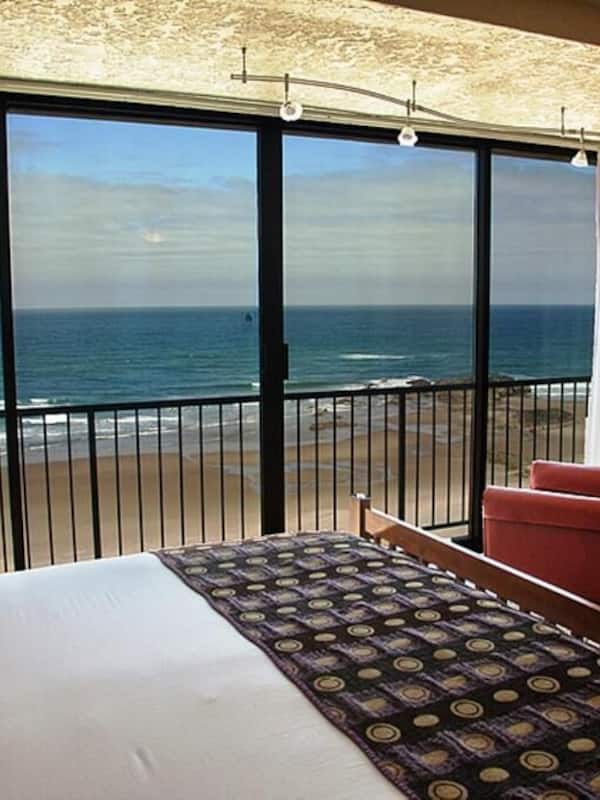 1 bedroom, individually decorated, iron/ironing board, free WiFi