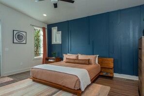 House | 3 bedrooms - Modern Forest Retreat Sauna Fireplace Views (Pisgah Forest)