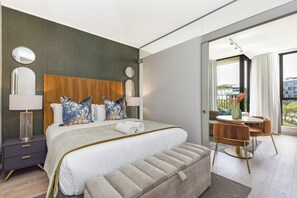 1 chambre, coffres-forts dans les chambres, fer et planche à repasser