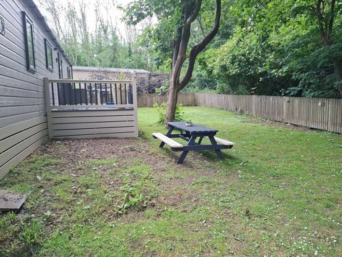 Fir Tree - 2 bedrooms sleeps 5