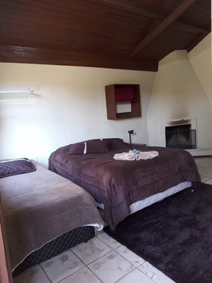 Comfort Triple Room