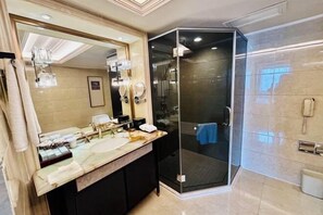 Room - Ramada Plaza by Wyndham Tian Lu Hotel Wuhan (Wuhan)