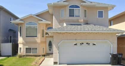 Luxurious 2 BDRMS Basement Legal Suite