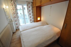 Apartment | 3 bedrooms - Apartment in Duinbergen Near Sandy Beach (Knokke-Heist)