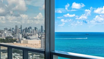 Luxury Penthouse, 1 King Bed, Ocean View | Beach/ocean view