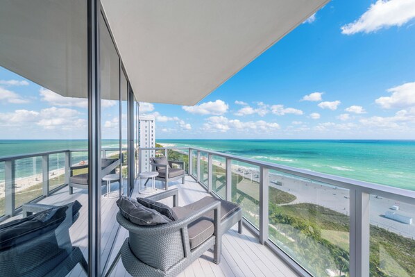 Luxury-Suite, 3 Schlafzimmer, Küche, Meerblick | Strand-/Meerblick