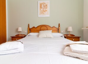 2 Schlafzimmer, Bügeleisen/Bügelbrett, WLAN, Bettwäsche