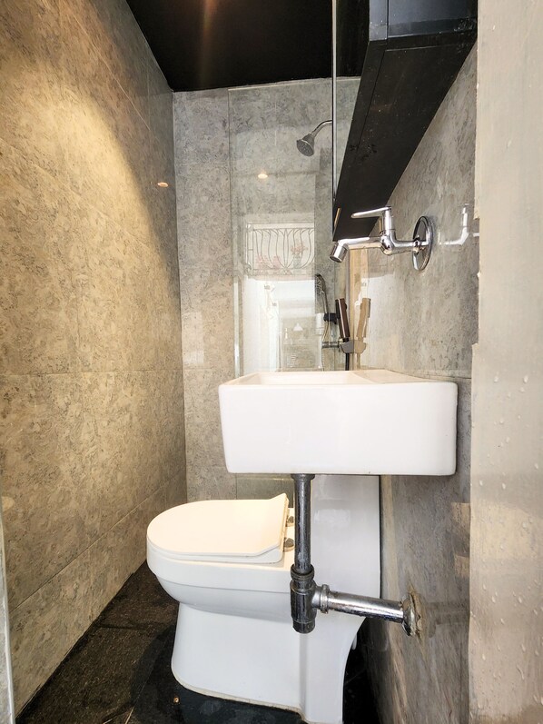 Towels, soap, toilet paper