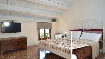 1 Schlafzimmer, Reisekinderbett, WLAN, Bettwäsche