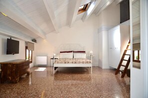 1 slaapkamer, reisbedje, wifi, beddengoed