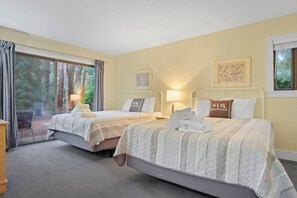 3 slaapkamers, een bureau, een strijkplank/strijkijzer, wifi