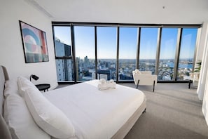 3 chambres, fer et planche à repasser, Wi-Fi, literie fournie