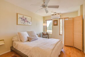 1 bedroom, desk, iron/ironing board, Internet - Modern Santa Fe Desert Loft w/ Fireplace! (Santa Fe)