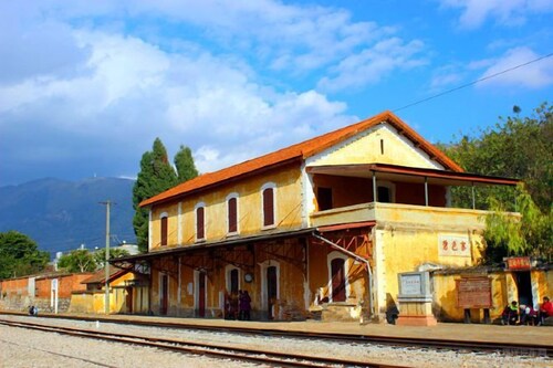 Mengzi Fengjing Boutique Hotel