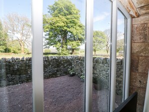 Interior - The Coach House at Mayfurlong Farm (Leek)