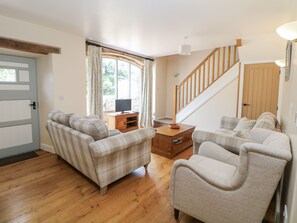 Cottage | Living area
