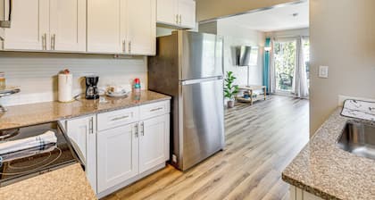 4 Mi to Daytona Boardwalk & Beaches: Cute Cottage