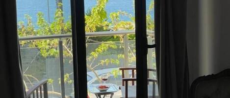 Panoramic Apartment, Partial Sea View | 2 bedrooms, iron/ironing board, free WiFi