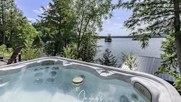 Bañera de hidromasaje exterior