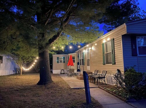 Escape to Comfort Near Higgins Lake!