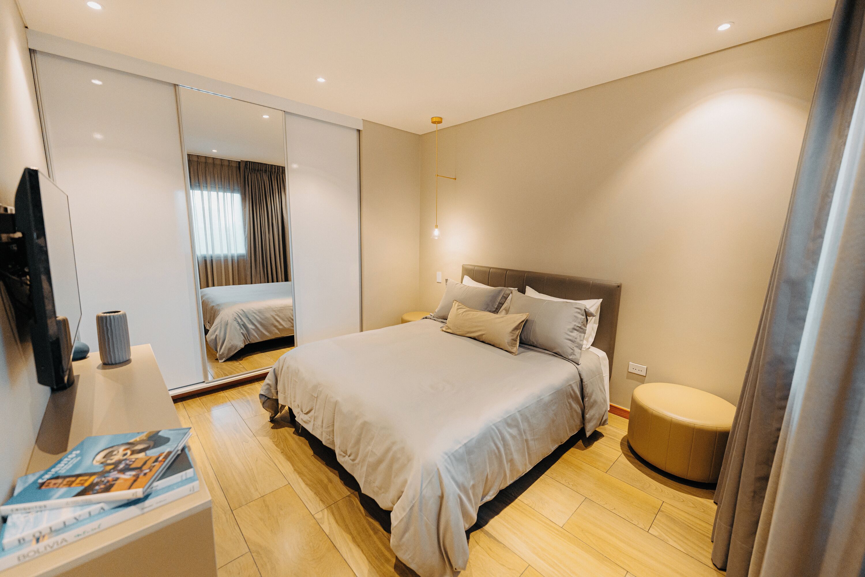 1 間睡房、房內夾萬、熨斗/熨衫板、Wi-Fi