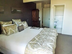 3 bedrooms, free WiFi