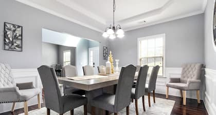 5BD Lakeview Retreat - Fire Pit, Pool Table & BBQ