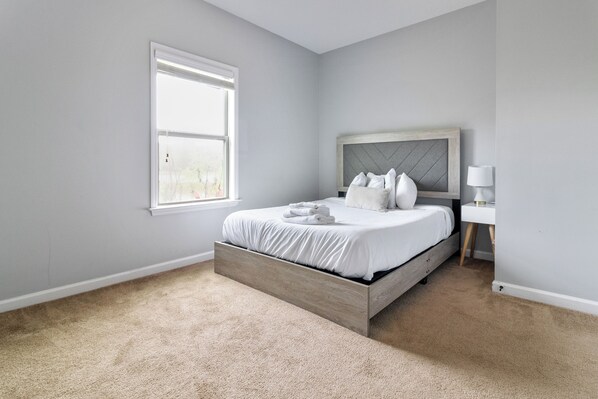 5 bedrooms, free WiFi, bed sheets