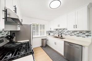 Microwave, oven, stovetop, dishwasher