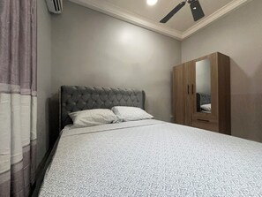 2 habitaciones, tabla de planchar con plancha y wifi gratis